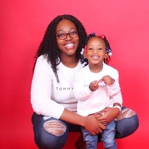 Meet your Posher, Ebony